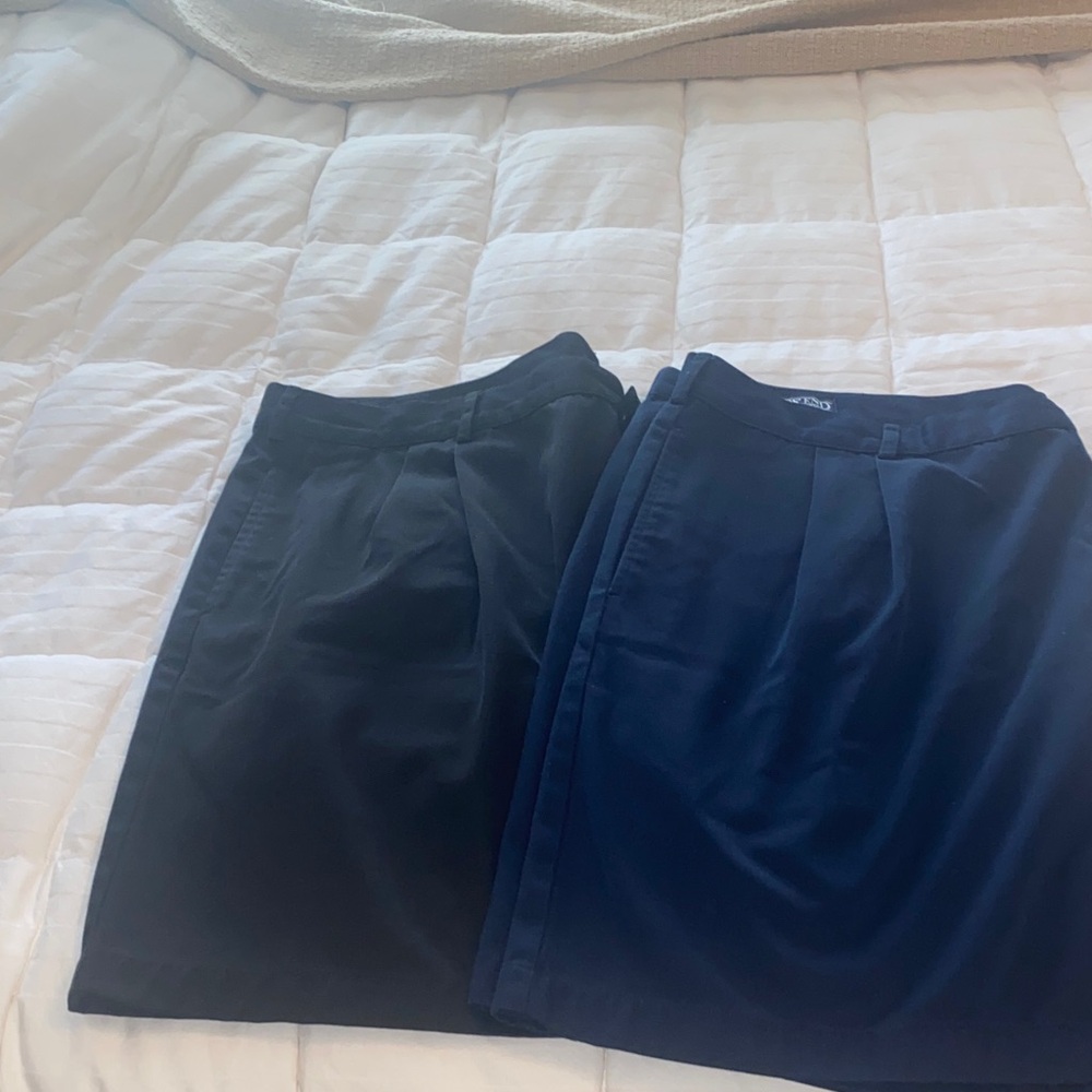 Lands End Mens pleated shorts